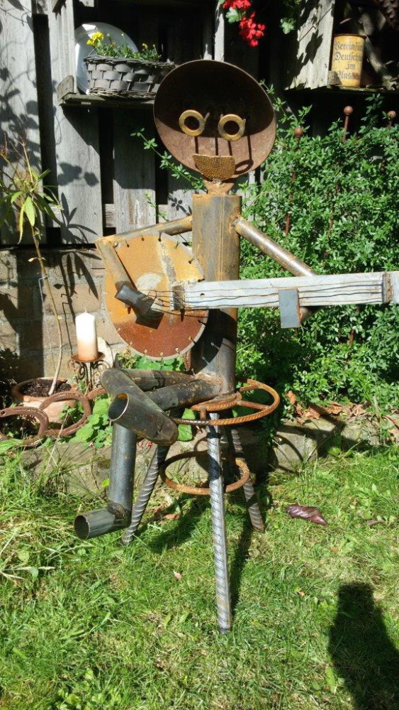 Gartendeko aus Eisen und Holz SCHROTT?!KUNST?!